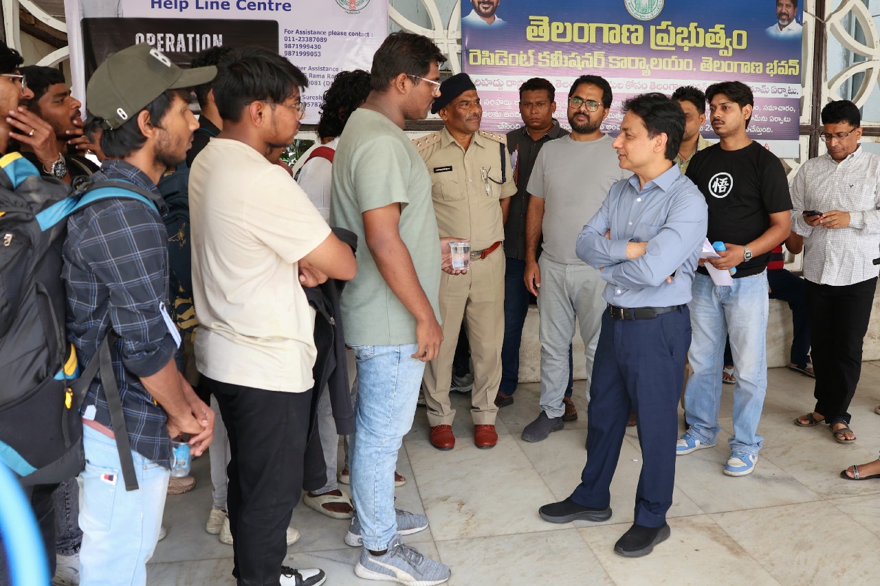 People stranded in border states reach Telangana Bhavan in Delhi