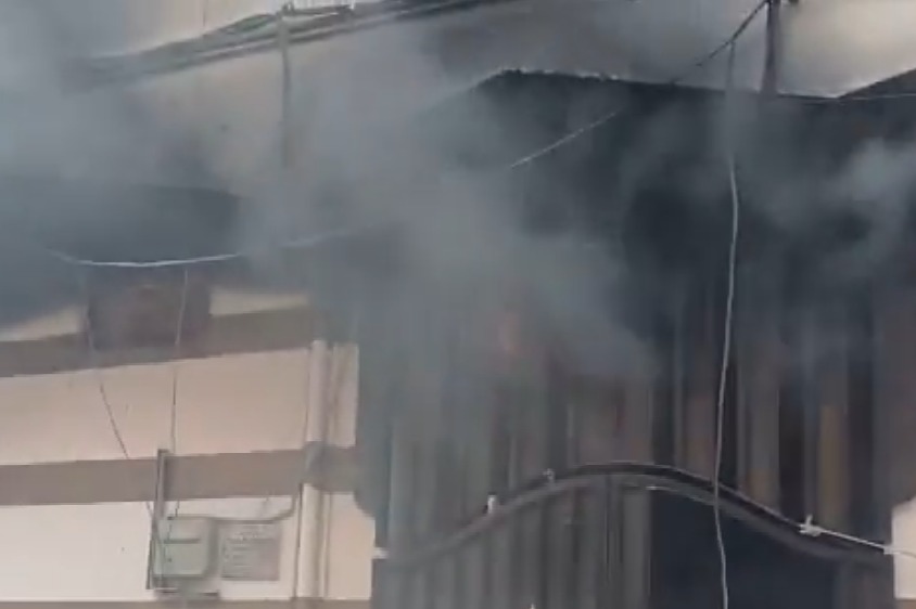 Twin Fire Incidents Shock Hyderabad; One Deadly, One Averted