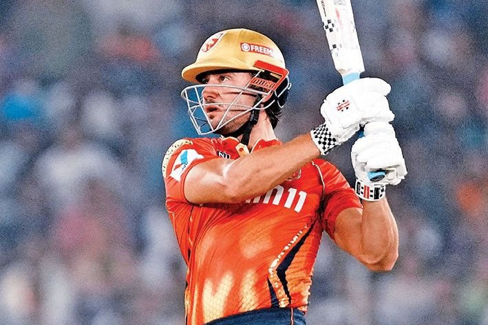 IPL 2025: Shreyas Iyer and Stoinis Fire as Punjab Post 206 Against Delhi