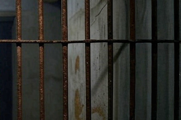 Massive jailbreak in Karachi amid earthquake chaos; over 200 inmates flee Malir prison