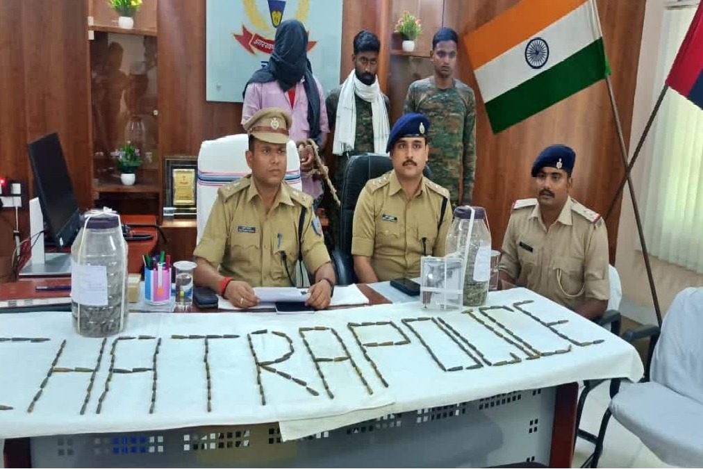 Maoist commander arrested, cache of arms recovered in Jharkhand’s Chatra