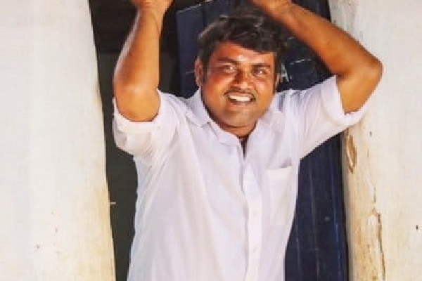 Kaali Venkat thanks audiences after screens for his film Madras Matinee get doubled