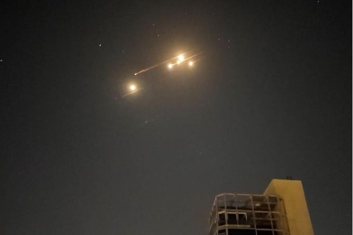 Iran launches new wave of missile attacks on Israel