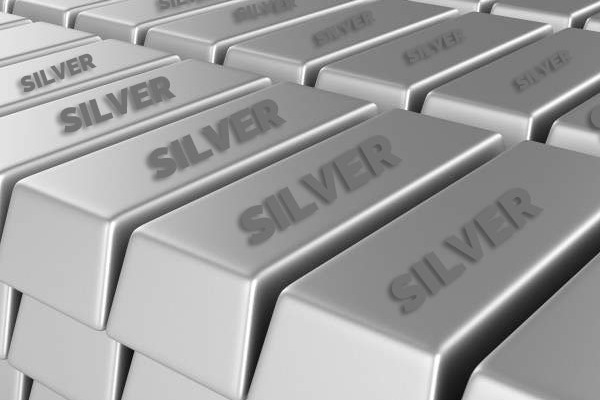 Silver hits fresh all-time high on MCX amid geopolitical tensions