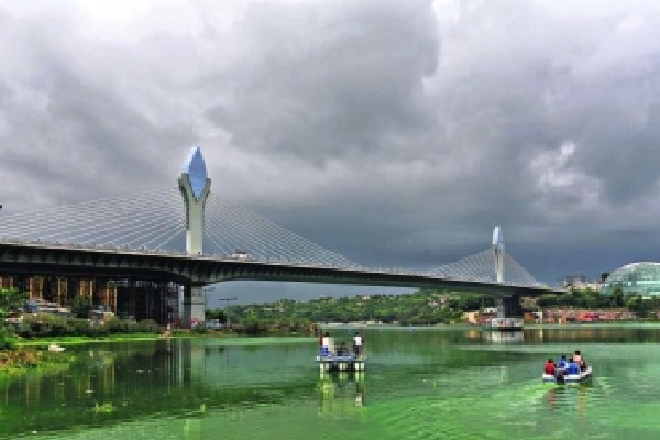 Young woman jumps to death from Hyderabad’s cable bridge