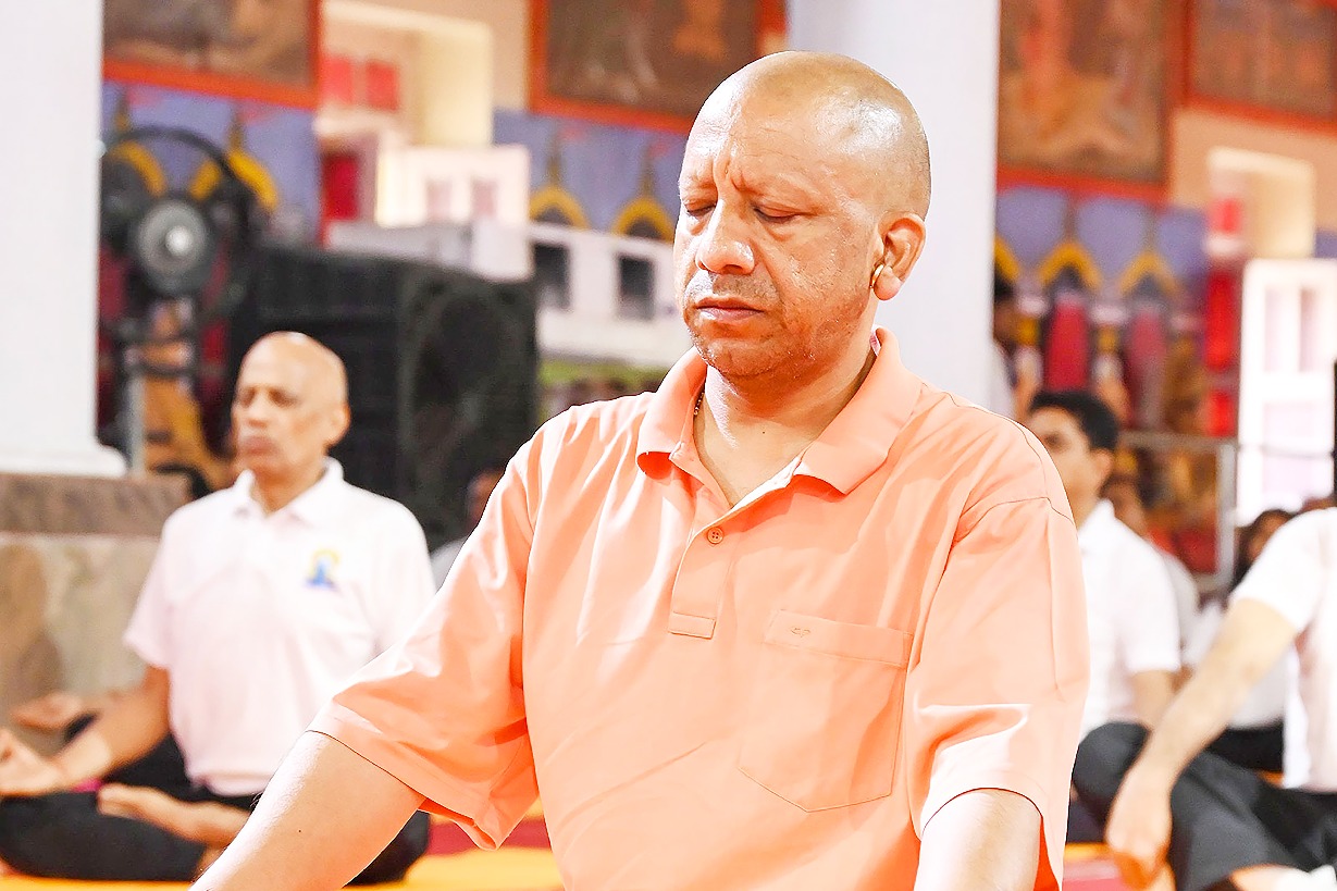 India paves the way for global well-being through Yoga: CM Yogi