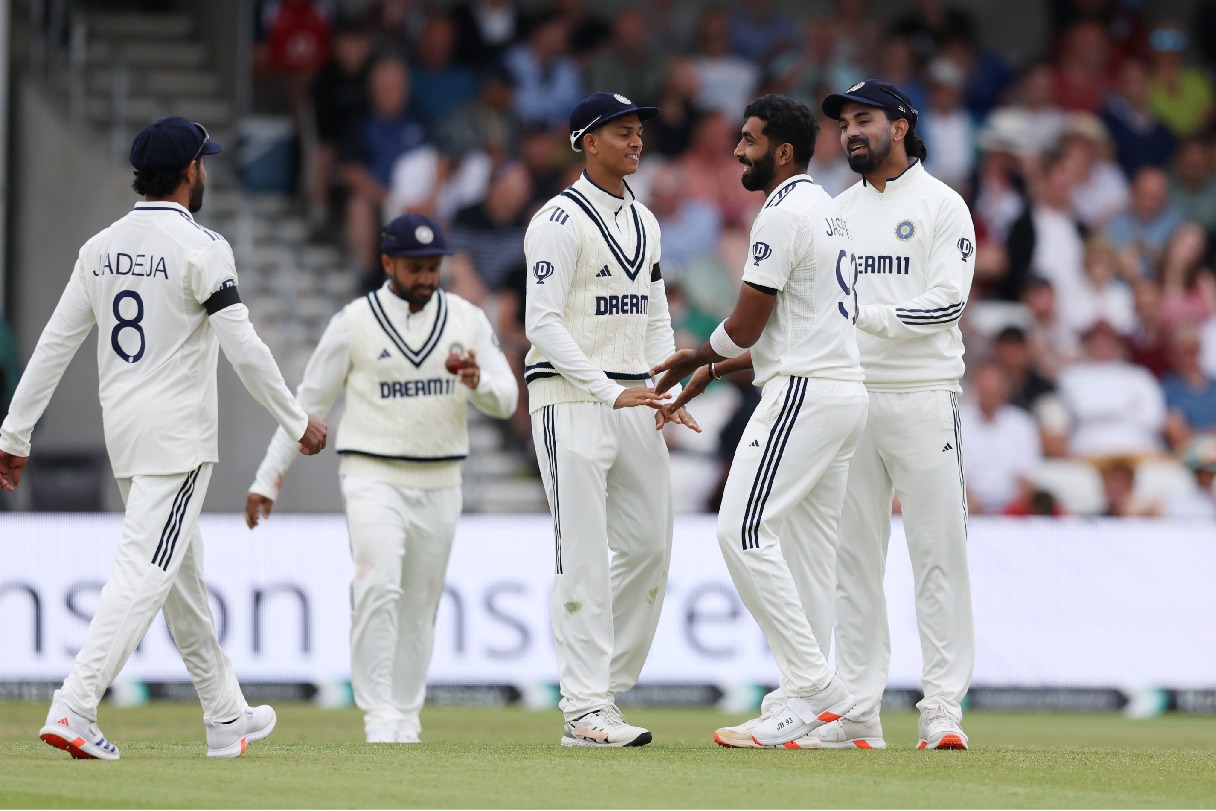 1st Test: Bumrah picks 5-83 as India takes six-run lead after bowling out England for 465