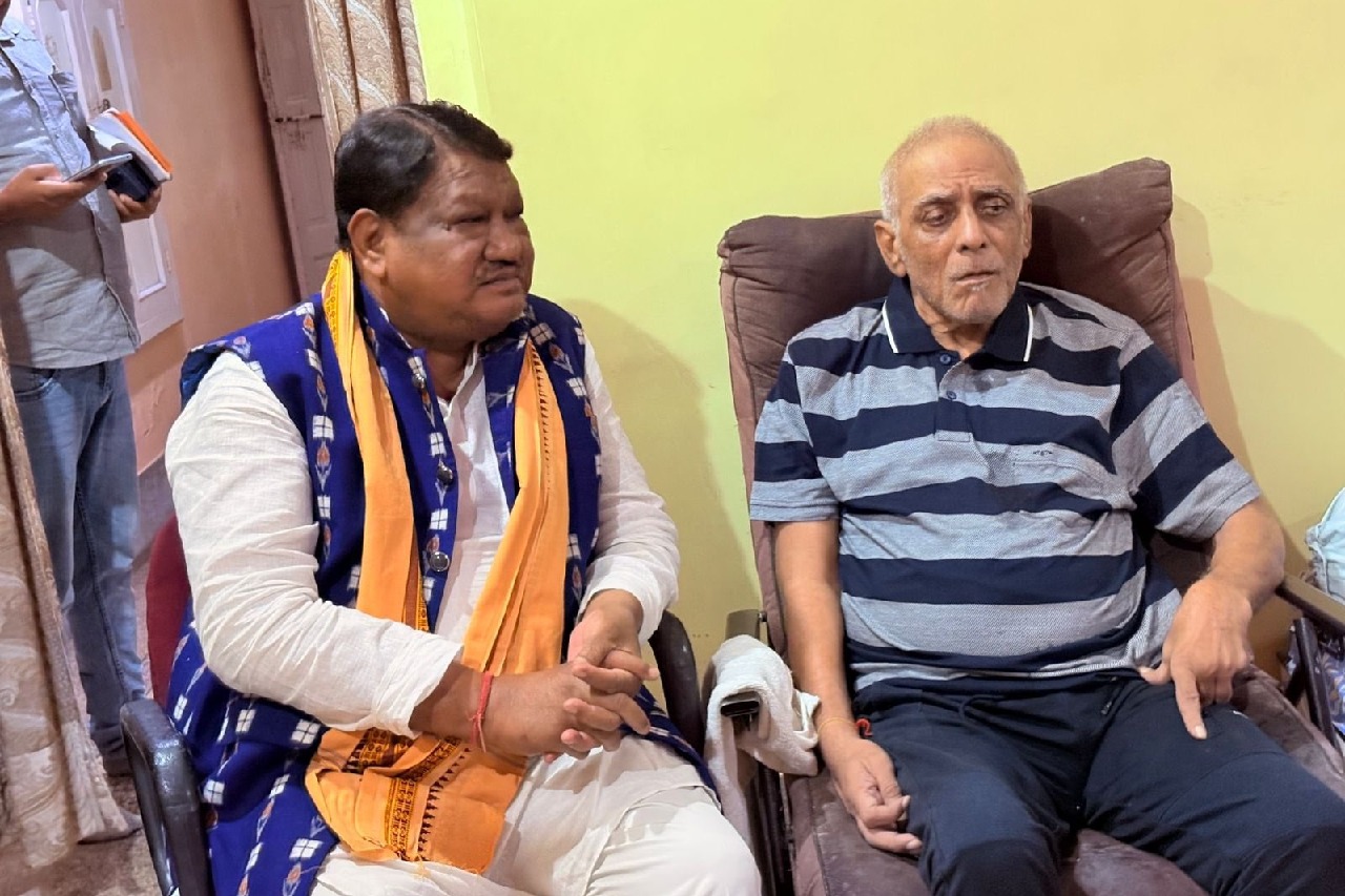 Union Minister Jual Oram announces retirement from electoral politics