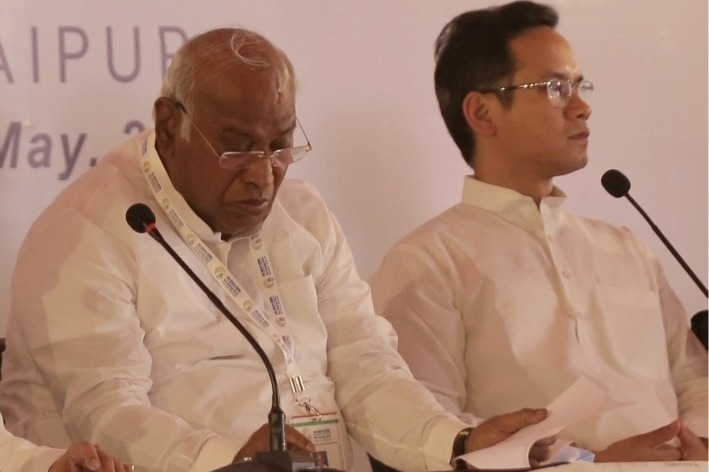 Centre knows reason, should explain what changed: Cong on Jagdeep Dhankhar's resignation