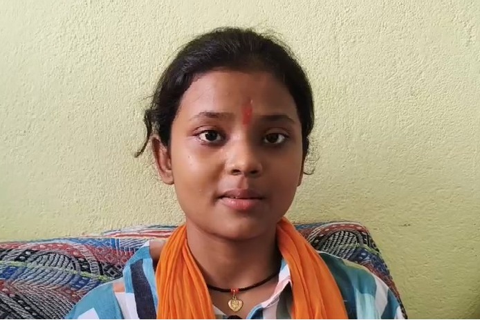 Bihar's 12-year-old Divya Tiwari goes viral with songs on PM Modi, Operation Sindoor