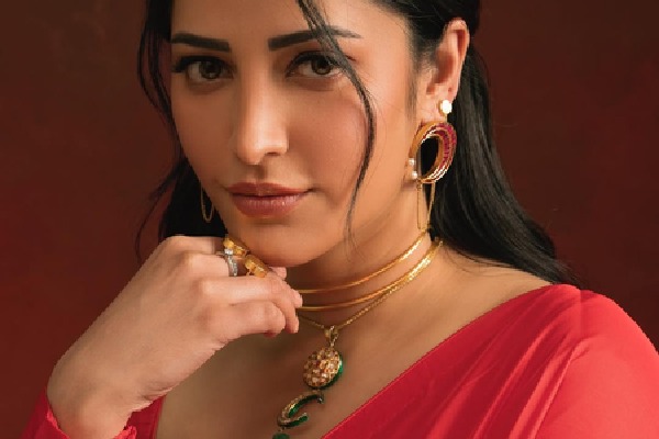 Shruti Haasan says 'I missed you' as she returns to Instagram after a brief break