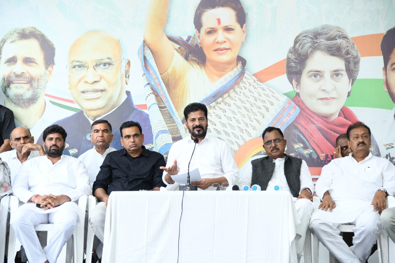 Telangana CM to explain caste census modalities to Rahul, Kharge