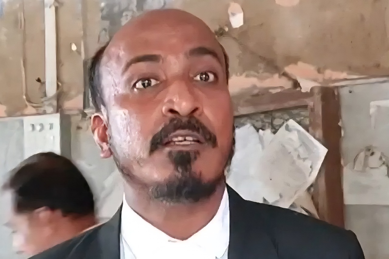 Trinamool expels Bengal leader after he seeks NIA probe into bomb blast