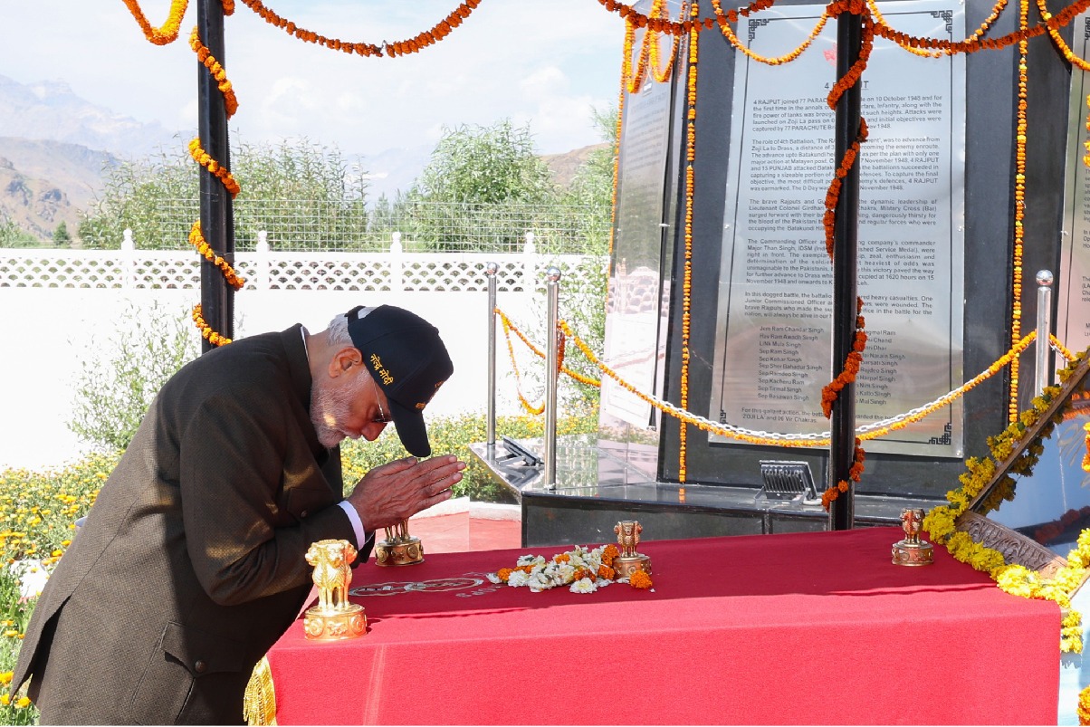 Kargil Vijay Diwas reminds of unparalleled courage of brave sons of India: PM Modi