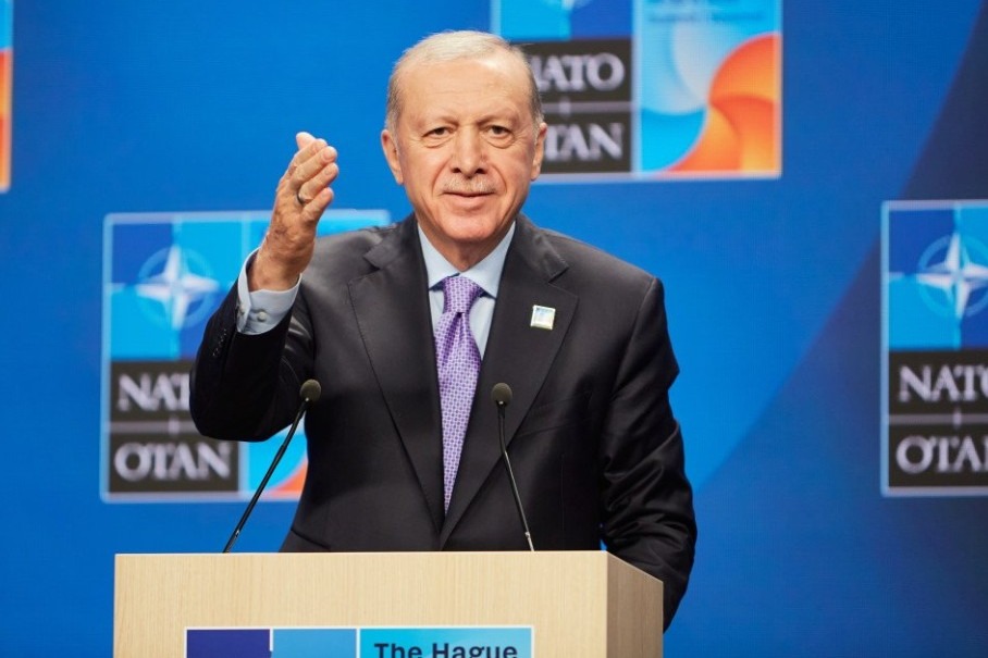 Erdogan to talk with Putin, Trump over summit on Ukraine