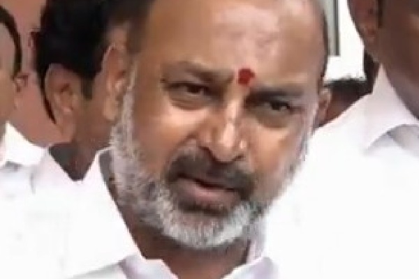 MoS Bandi Sanjay asks KTR to respond to Ramesh’s BRS-BJP merger claim