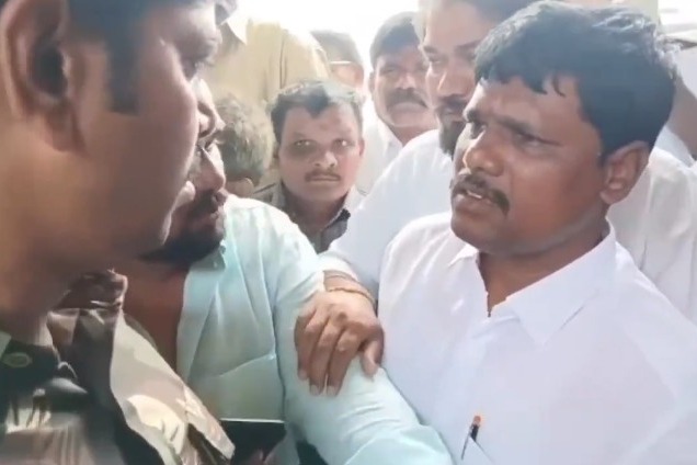 Andhra Pradesh Minister's cousin arrested for slapping police constable