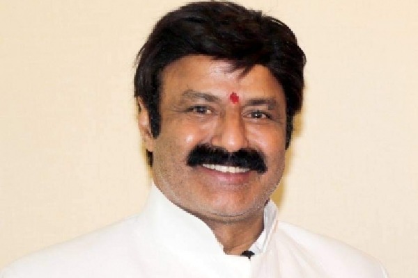 Naidu, Pawan Kalyan congratulate Balakrishna for National Film Award