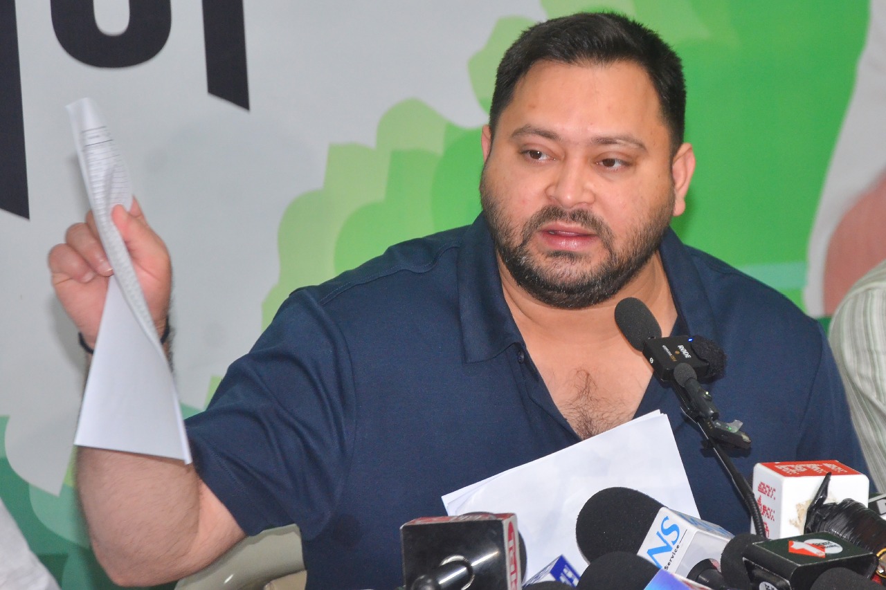 Amit Malviya slams Tejashwi over 'multiple' EPICs, calls Oppn 'alliance of Pappus'