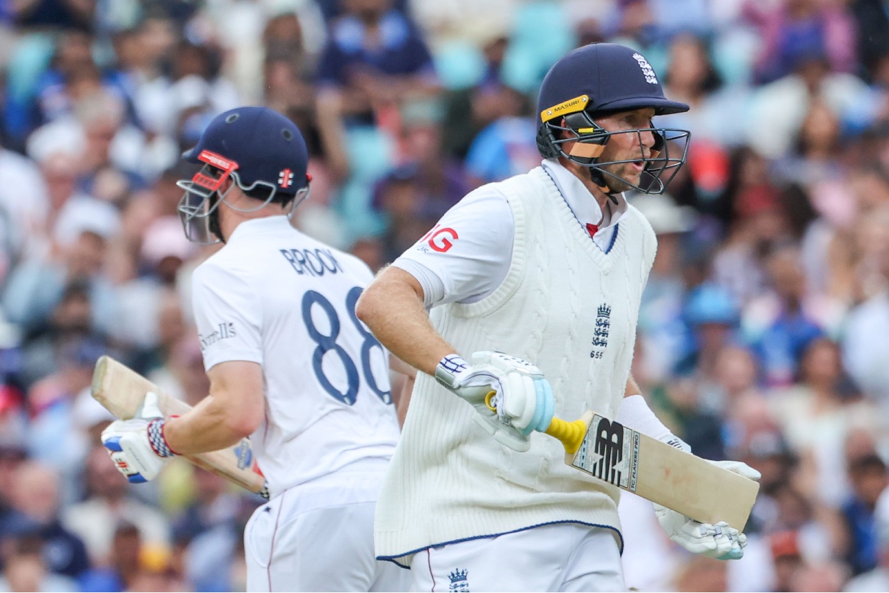 5th Test: Brook's blazing hundred, Root’s unbeaten 98 put England on course for series win