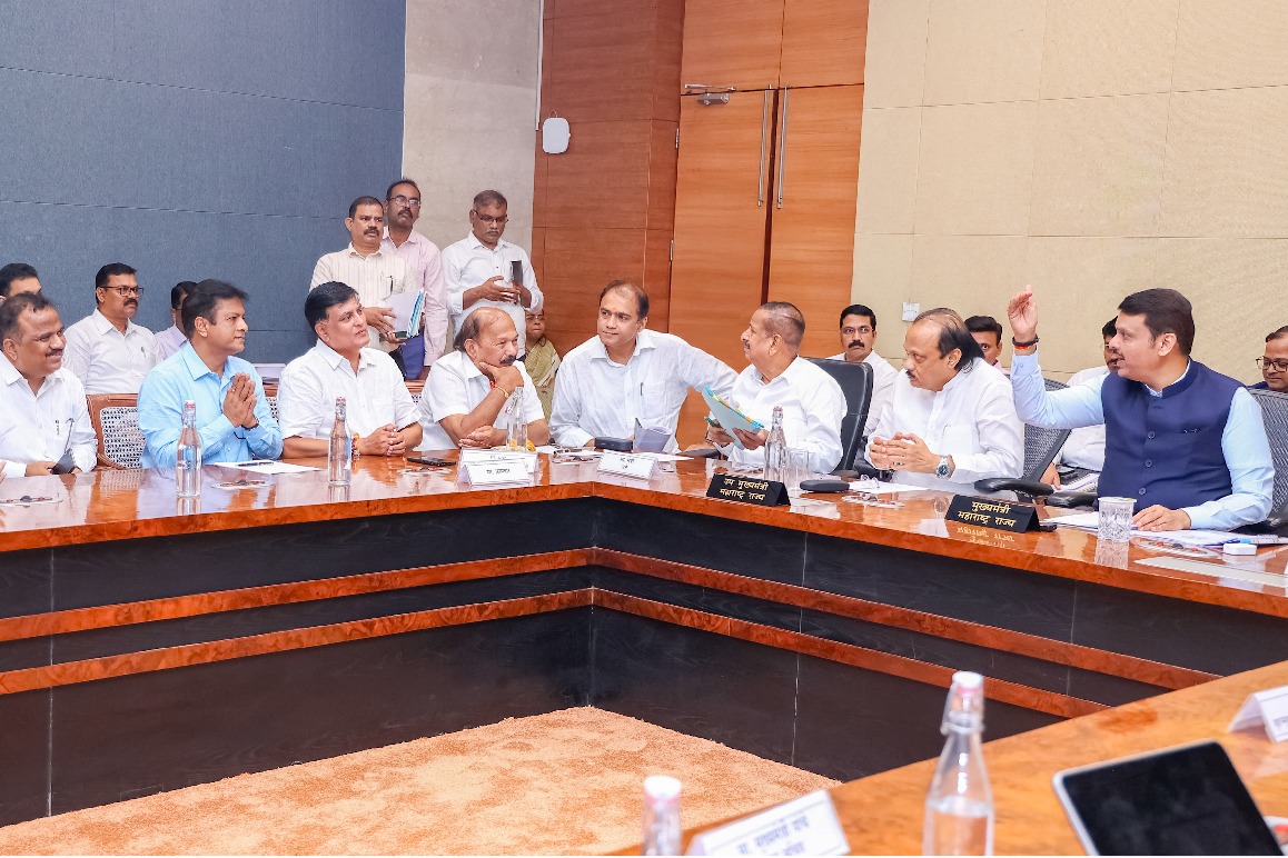 Continue controlled feeding of pigeons until alternate arrangements are made: CM Fadnavis