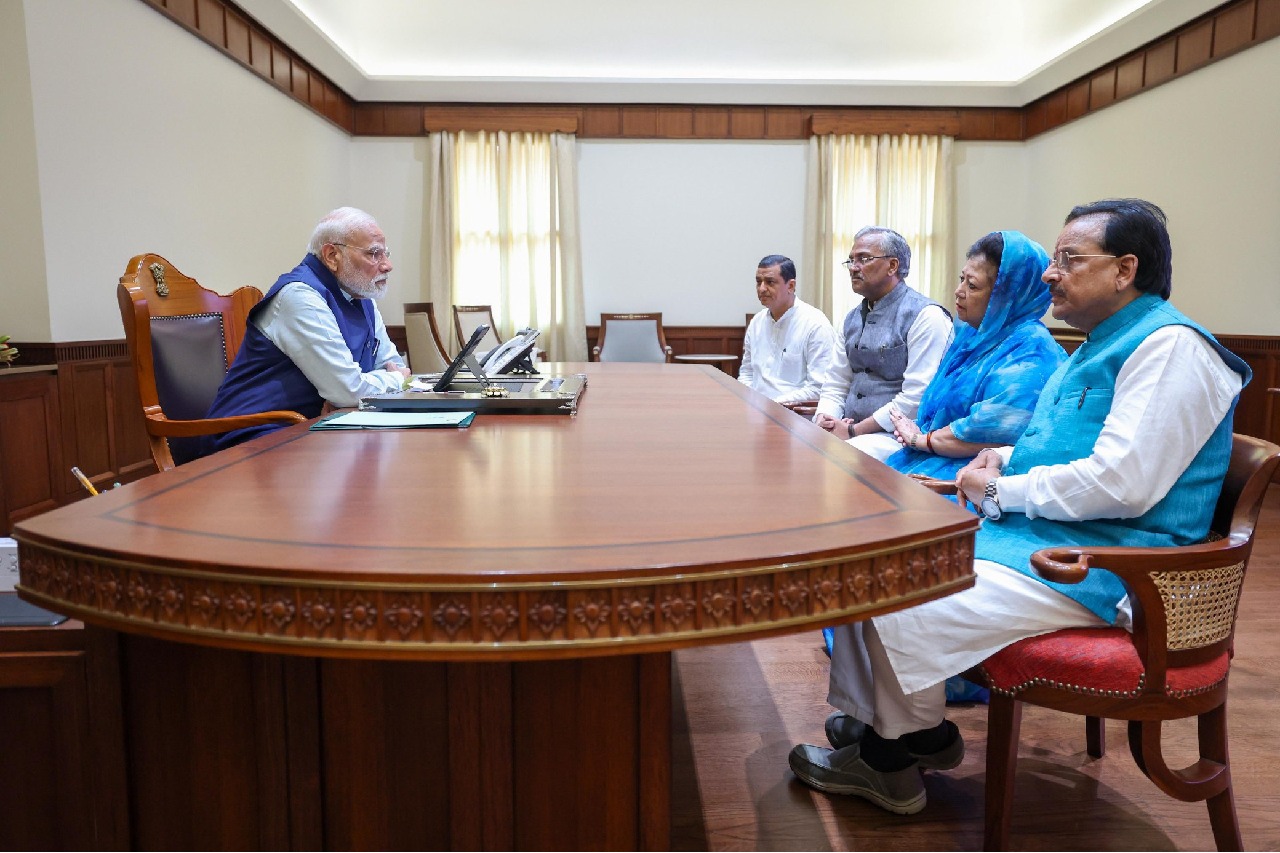 PM Modi meets Uttarakhand MPs, instructs them to stay in contact with people in rain-affected areas
