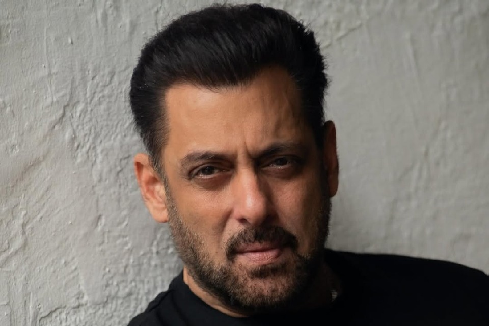 Salman Khan wants to start ‘chor-police’ league, highlights love for childhood games