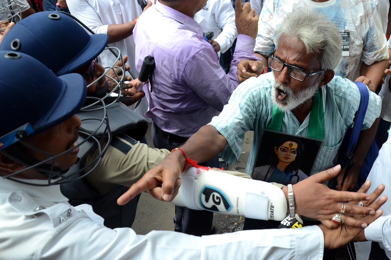 RG Kar victim's father rejects Kolkata Police claim of no evidence of attack on his wife