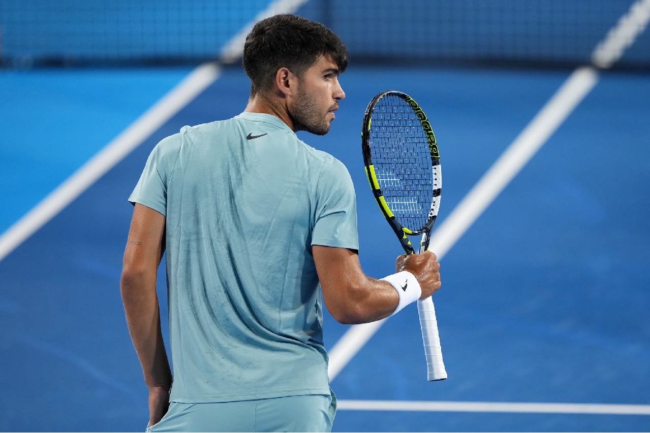 Alcaraz sets Sinner showdown in Cincinnati final