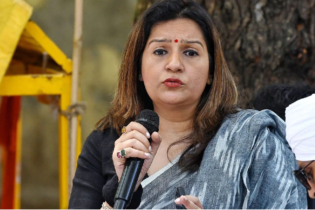 Battling name-symbol case in SC without any end date, says Priyanka Chaturvedi while slamming ECI