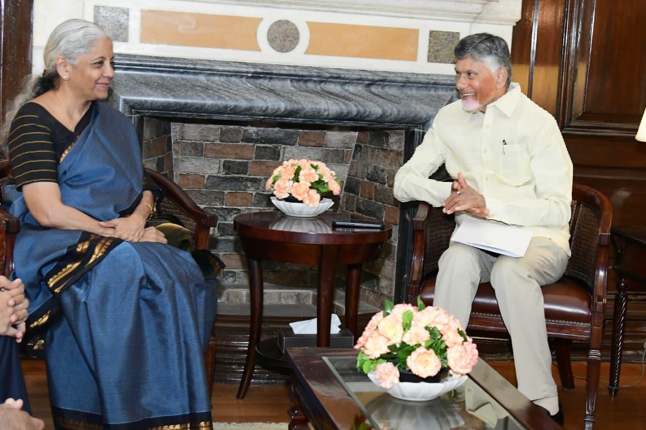 Andhra Pradesh CM meets FM Sitharaman, seeks additional funds under SACSI