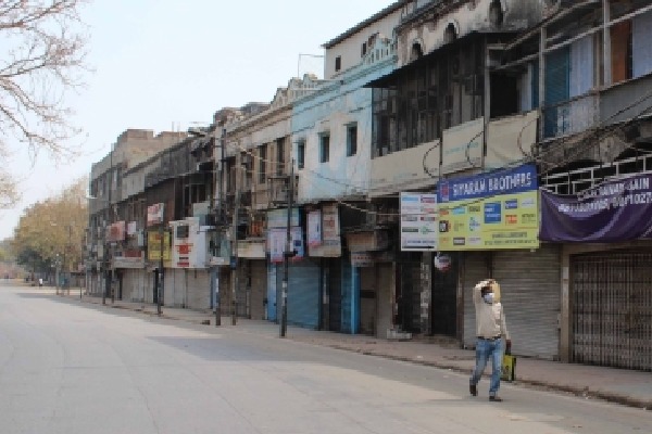 Bandh in parts of Telangana as 'Marwadi go back' campaign spreads