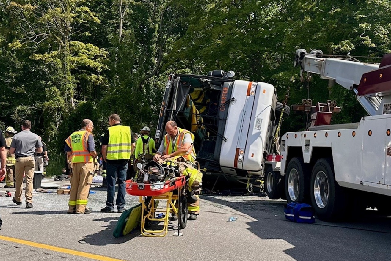 Two people of Indian descent killed in tour bus crash after visit to Niagra Falls