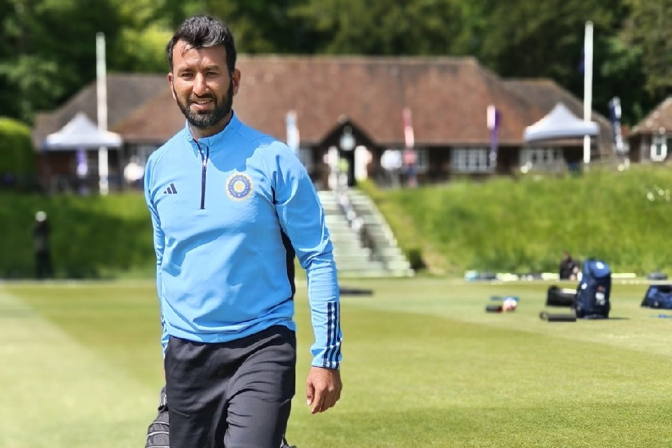 Gujarat CM hails Cheteshwar Pujara’s cricketing journey