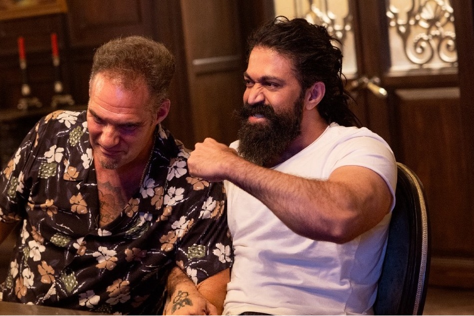 యశ్‌ చిత్రం కోసం రంగంలోకి దిగిన హాలీవుడ్‌ టాప్‌ యాక్షన్‌ కొరియోగ్రాఫర్‌ 
