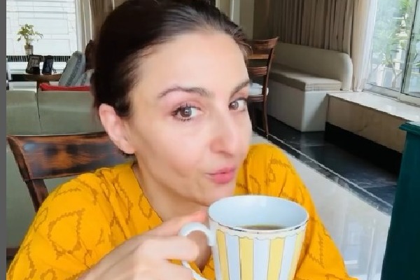 Soha Ali Khan reviews “ghee-coffee” shot, gives honest opinion