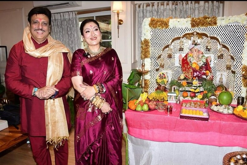 Govinda & Sunita Ahuja dances at Ganpati Visarjan after debunking divorce rumors