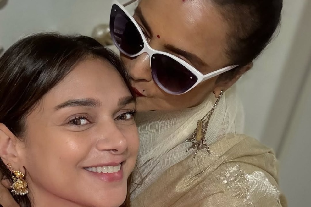 Rekha kisses Aditi Rao Hydari out of motherly love