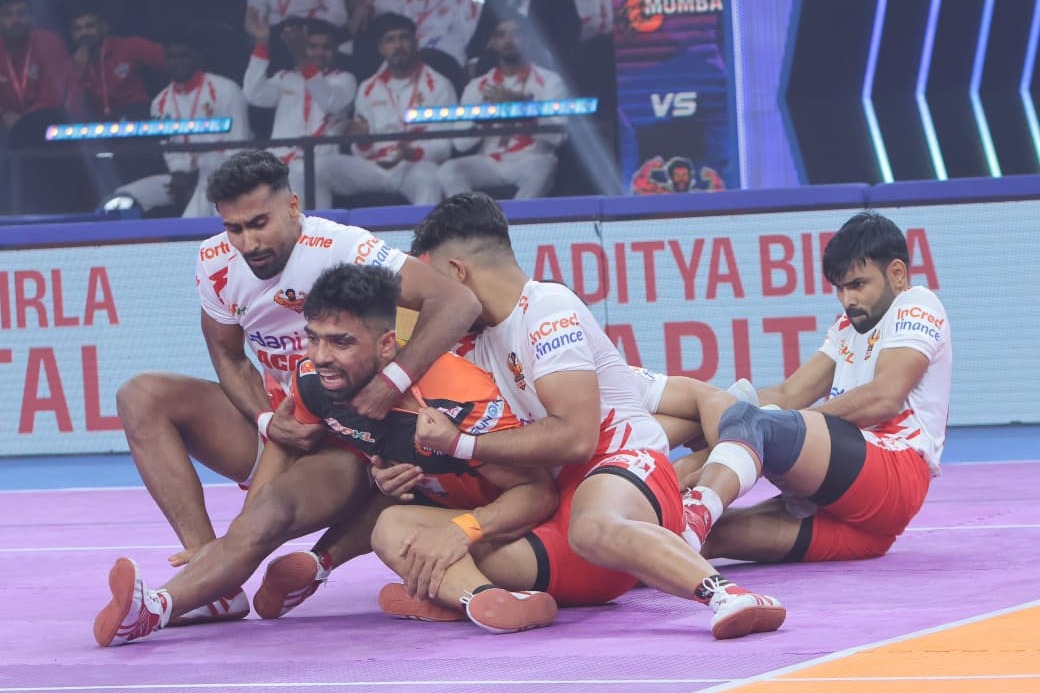 PKL Season 12: Second tie-breaker in two days sees U Mumba clinch thriller, edge Gujarat Giants 6-5
