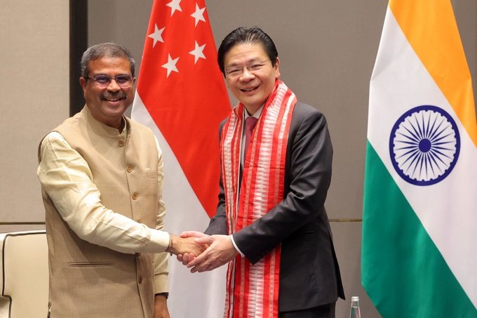 Singapore PM bats for boosting education and skill development cooperation with India