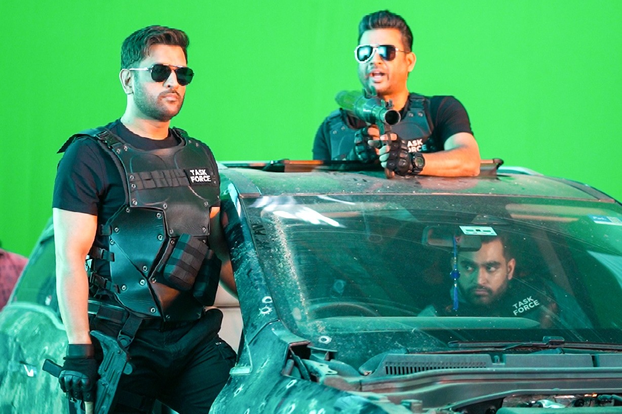 Chennai heartthrobs M S Dhoni & R Madhavan come together for their next