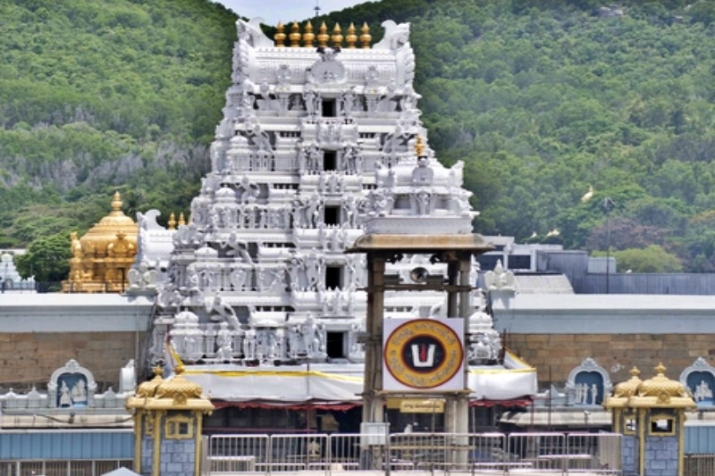 All major temples in Andhra, Telangana shut for lunar eclipse