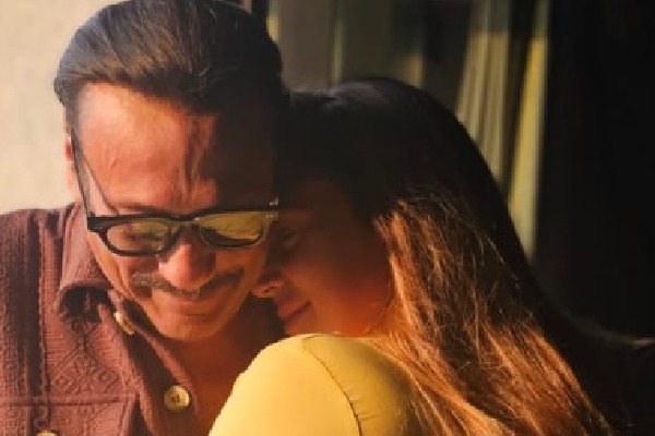 ‘Proud’ Jackie Shroff tells daughter Krishna ‘Jai Jawaan, Jai Kisaan’ as she embraces village life