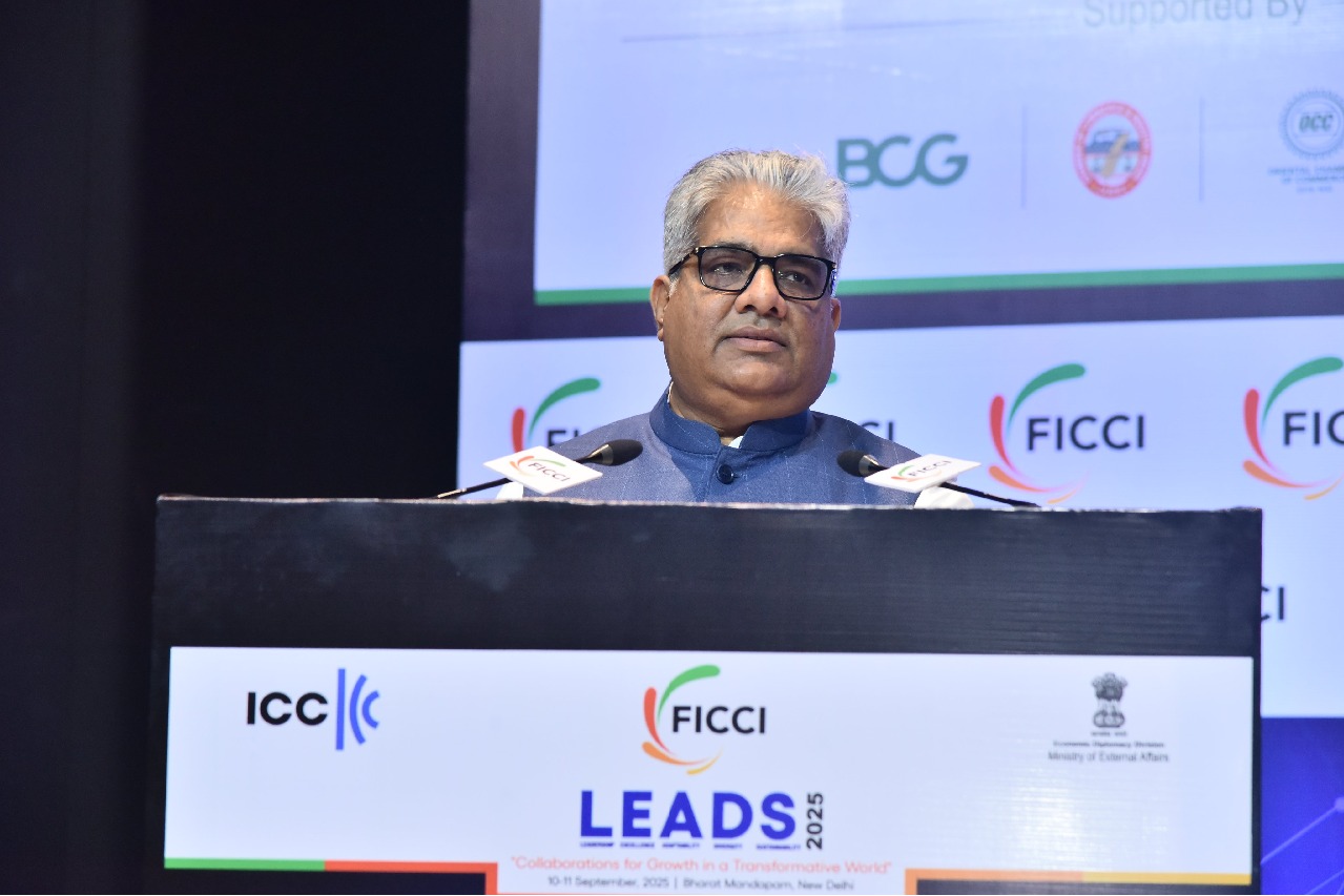 India creating vital mechanisms to meet $10 trillion target for Net-Zero goal by 2070: Minister