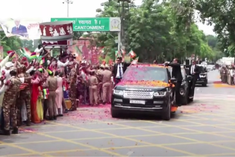 Varanasi gives rousing welcome to PM Modi