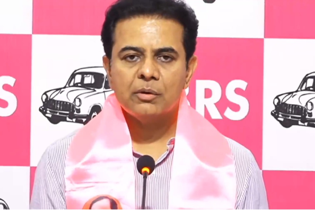 KTR demands judicial probe into 'sale' of Group-I posts