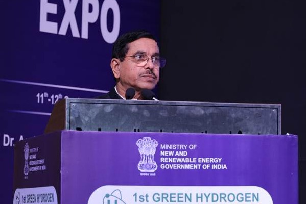 Govt launches Rs 100 crore fund to boost green hydrogen start-ups