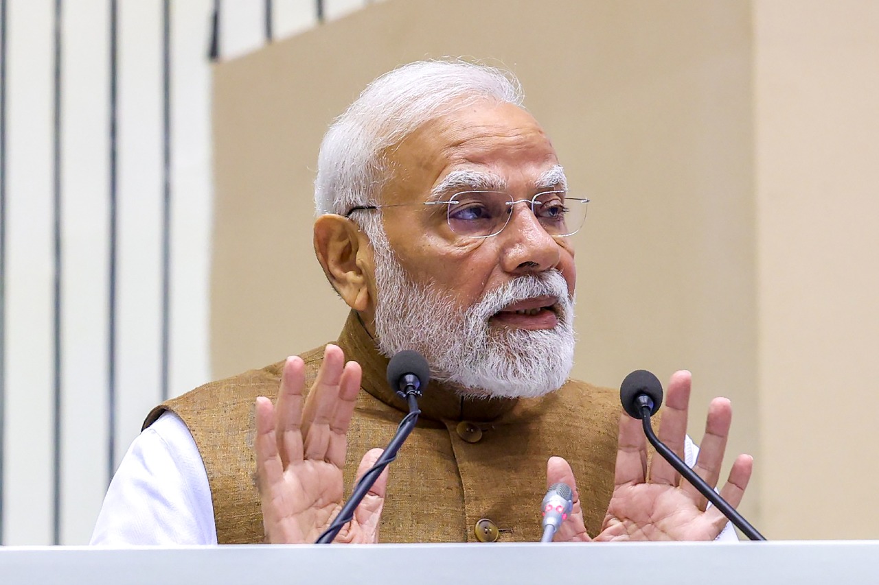 Need to explore the past through technology: PM Modi