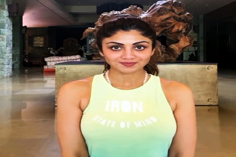 Shilpa Shetty teaches a Yoga practice to attain calm mind & harmony