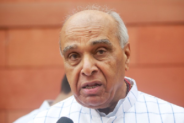 If ECI was not neutral, Rahul Gandhi wouldn't be MP: Jagdambika Pal calls for apology